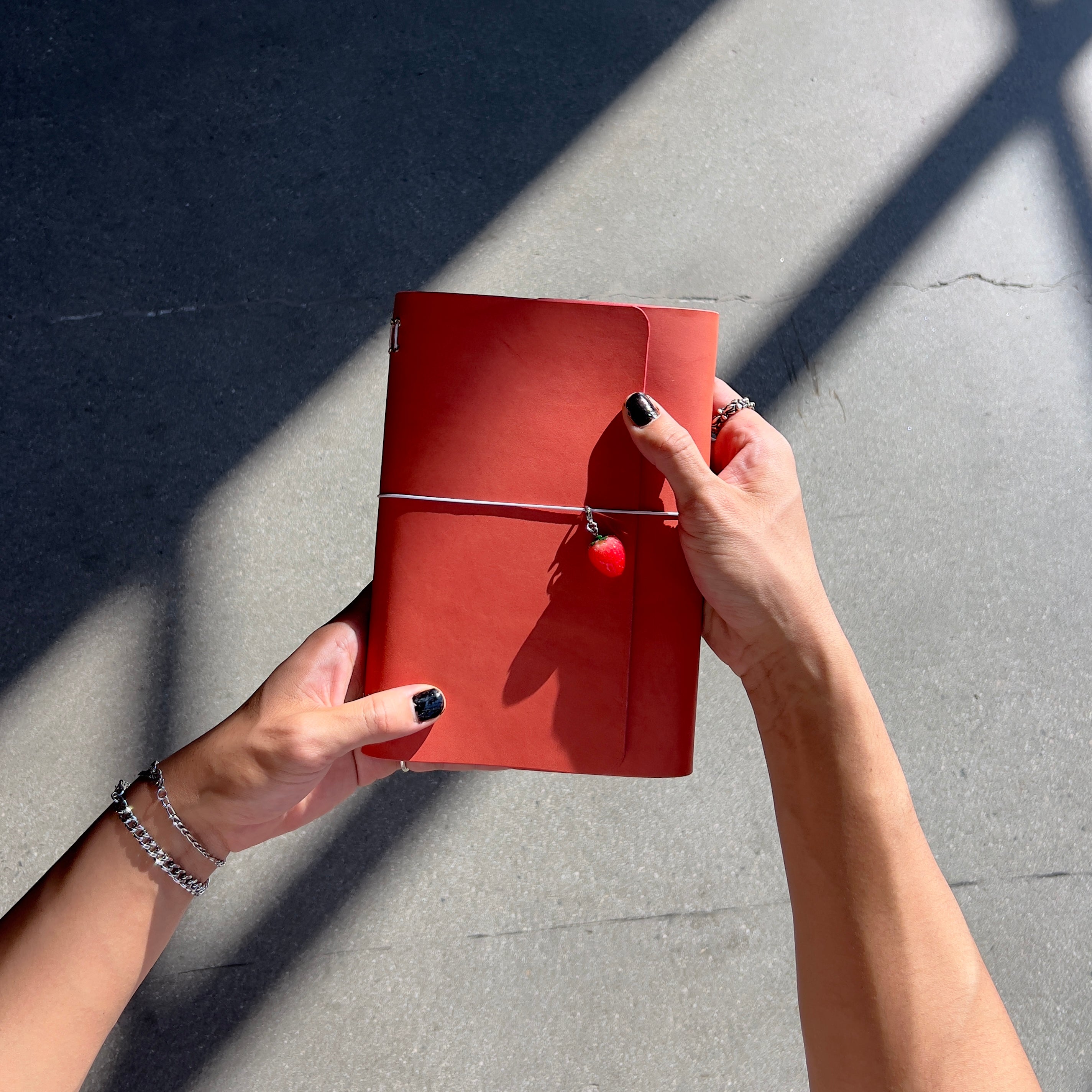 “strawberry pink” (A5)